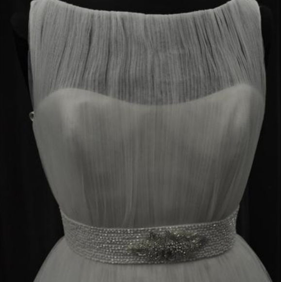 Pronovias "Oceania" wedding dress - Picture 4 of 7